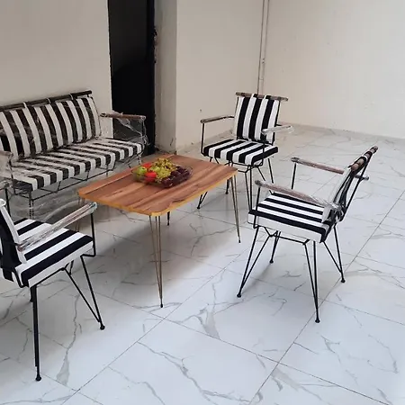 Sweethome Apartment